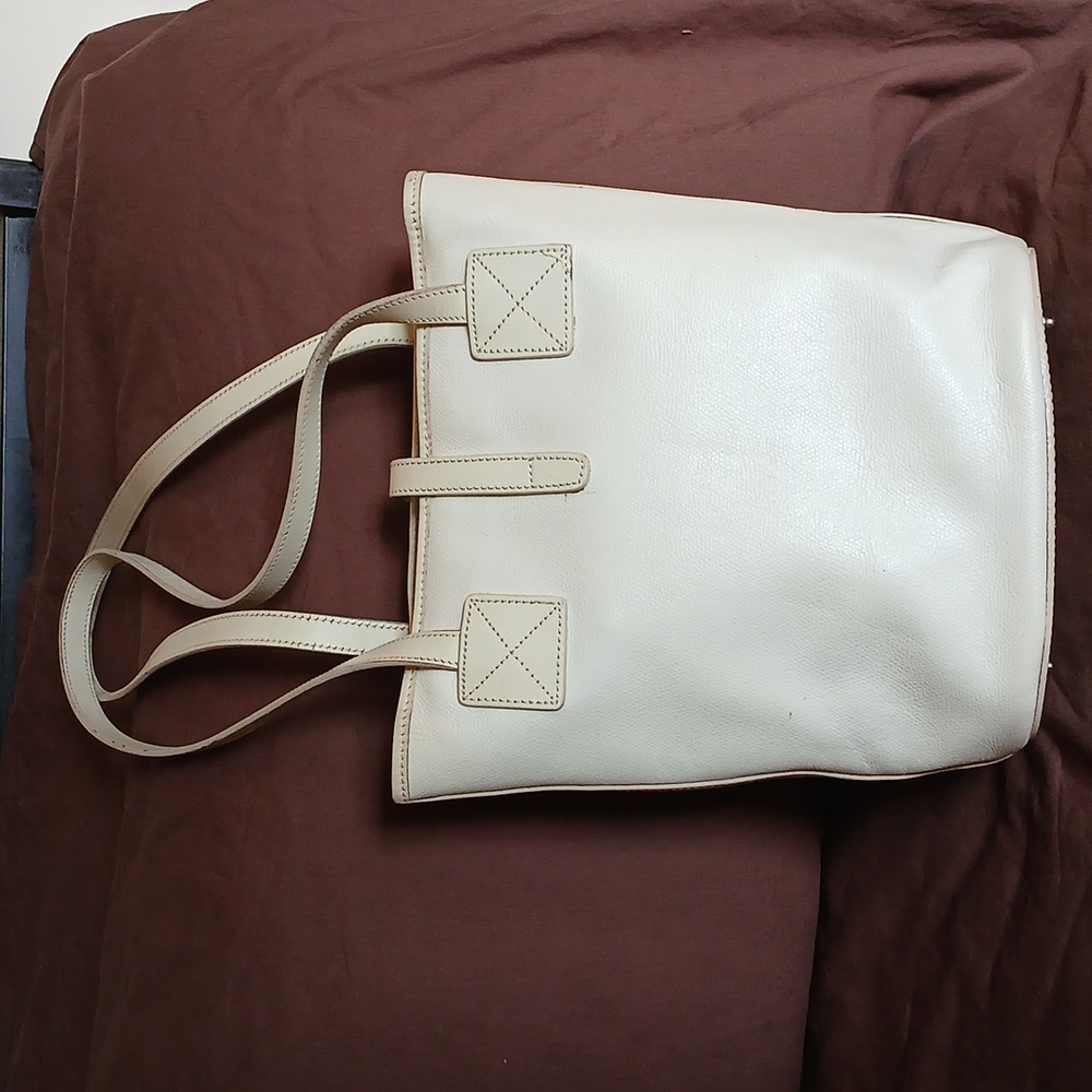 Vintage Dooney & Bourke Tote Bag - Picture 2 of 16